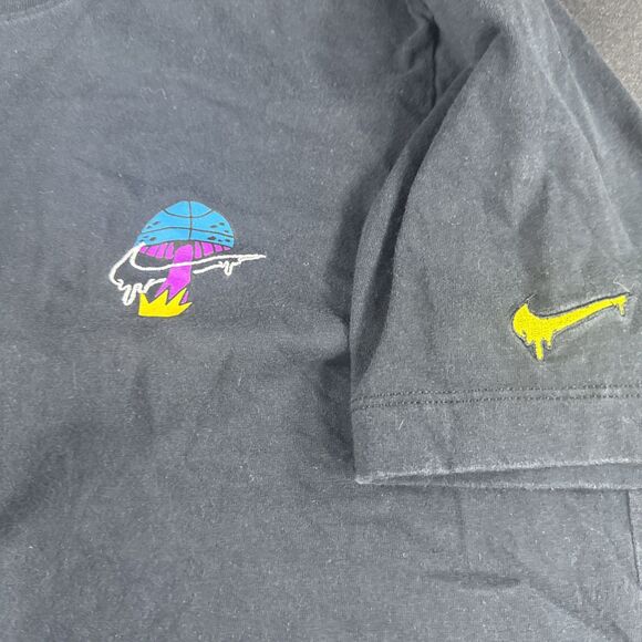 Nike Peace Love Basketball Men's L Black Short Sleeve T-Shirt Embroidered - Picture 6 of 10